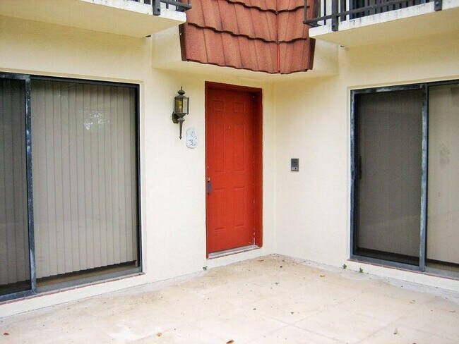 Foto del edificio - 3216 Spanish Wells Dr