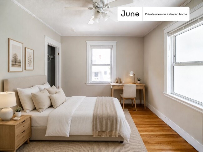 Room in Shared 4 bed/1 bath home - Room in Shared 4 bed/1 bath home
