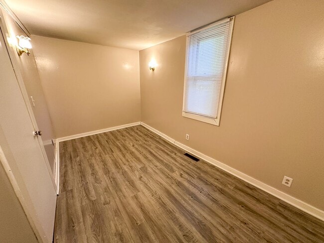 Building Photo - 1244 Wieland Pl NW
