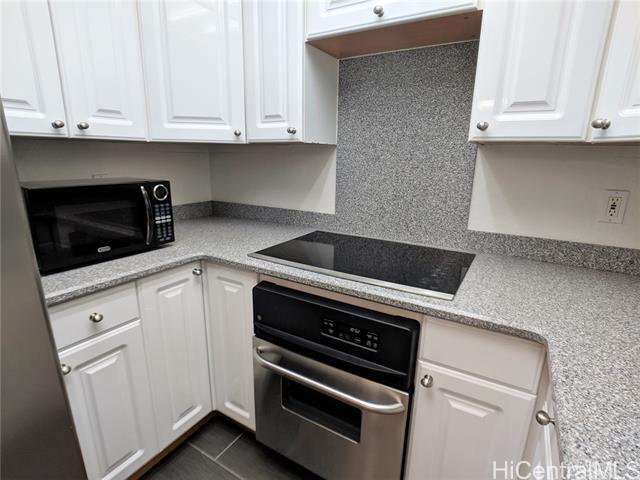 Building Photo - 328 Mananai Pl