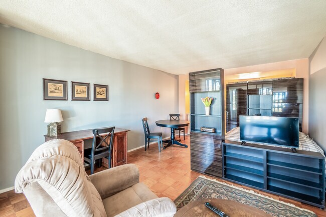 Foto del edificio - 1311 Delaware Ave SW