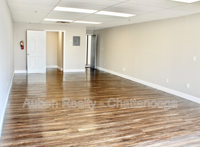 Foto del edificio - 5519 HIGHWAY 153 STE 11