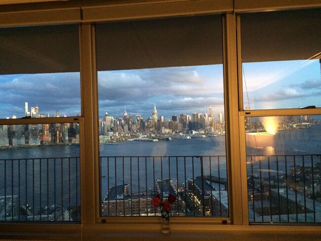 Foto del edificio - 6040 Boulevard E