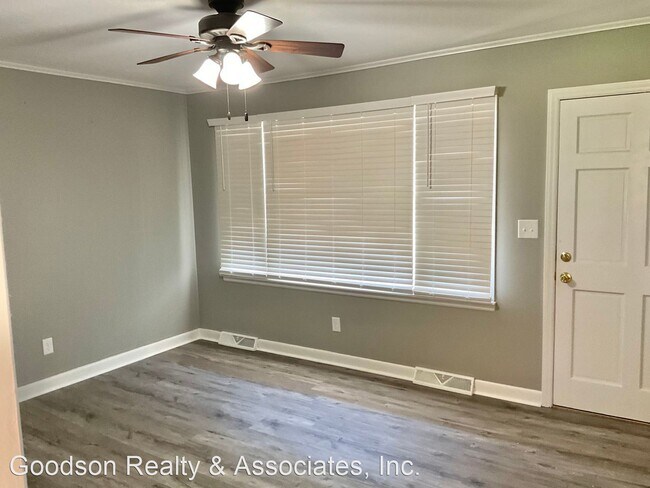 Building Photo - 3 br, 1 bath House - 2067 Lithia Springs Road