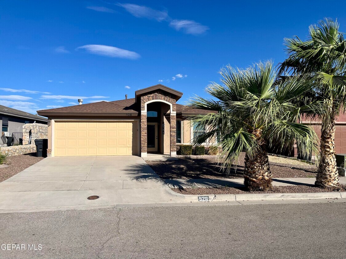 526 Emerald Green Dr, Horizon City, TX 79928 House Rental in Horizon