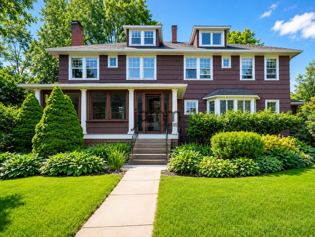 Building Photo - 2425 Demington Dr