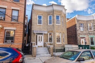 Building Photo - 211 65th St