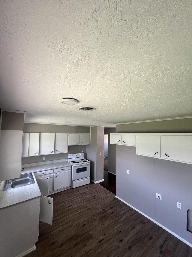Foto del edificio - 3107 S Woodland St