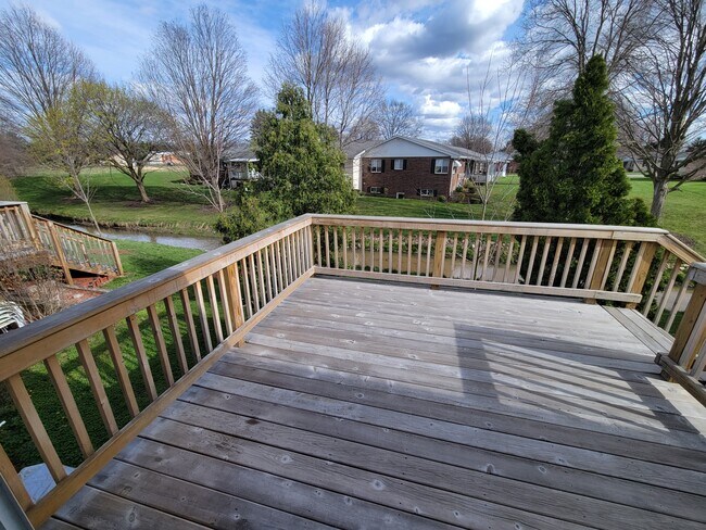 Building Photo - 5668 Roseworth Ct SE
