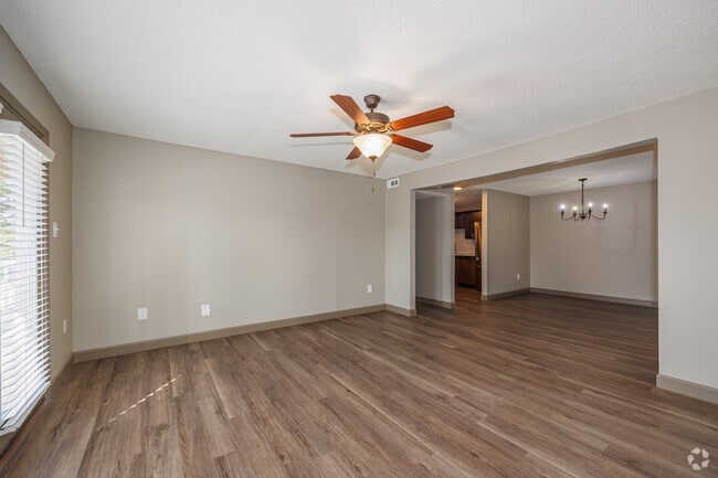 Interior Photo - Carriage Hill