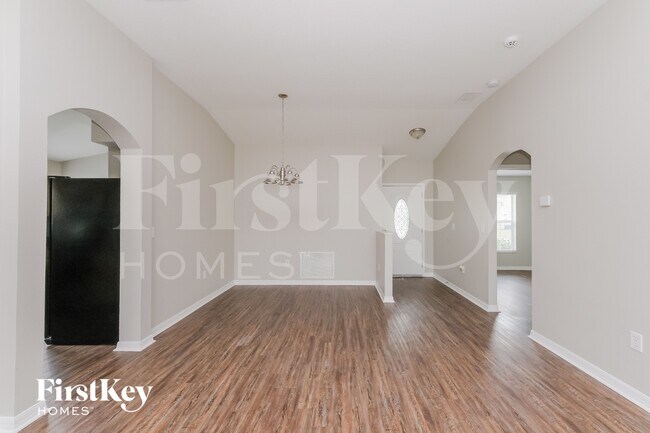 Building Photo - 12007 Butler Woods Cir