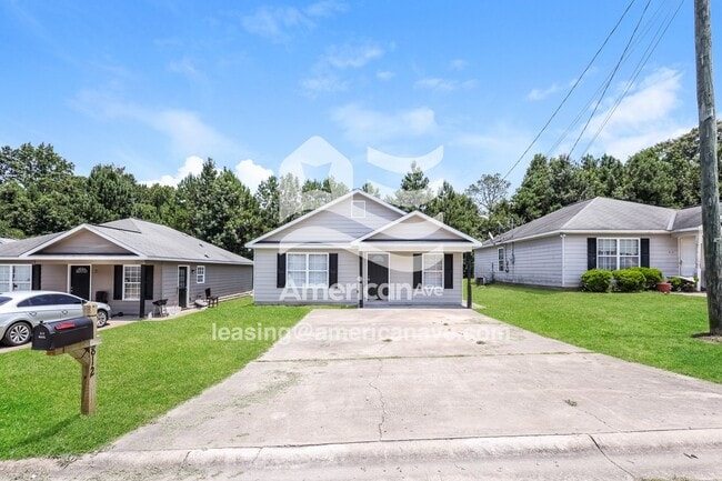 Building Photo - 812 Pine Hill Ct
