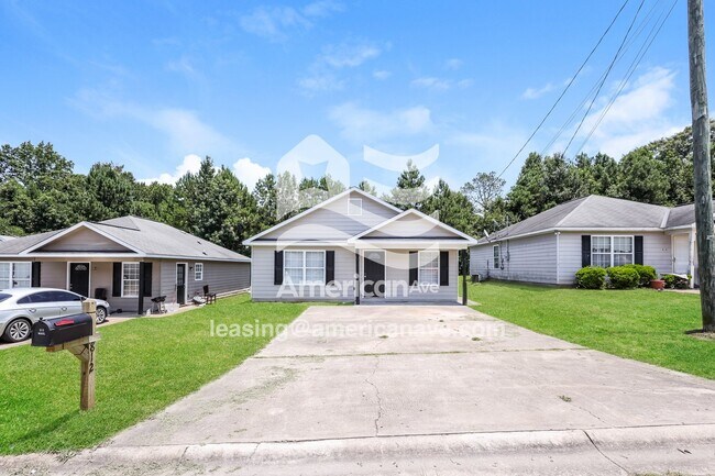 Foto del edificio - 812 Pine Hill Ct