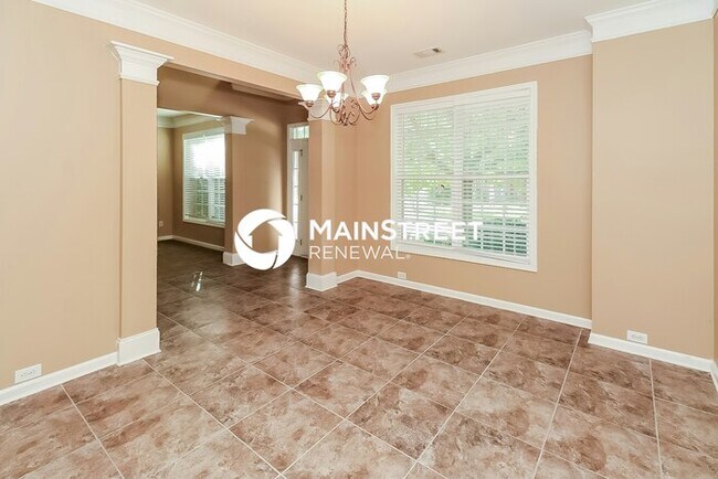 Foto del edificio - 4 Bedroom Pet-Friendly Home in Atlanta, GA with Main Street Renewal