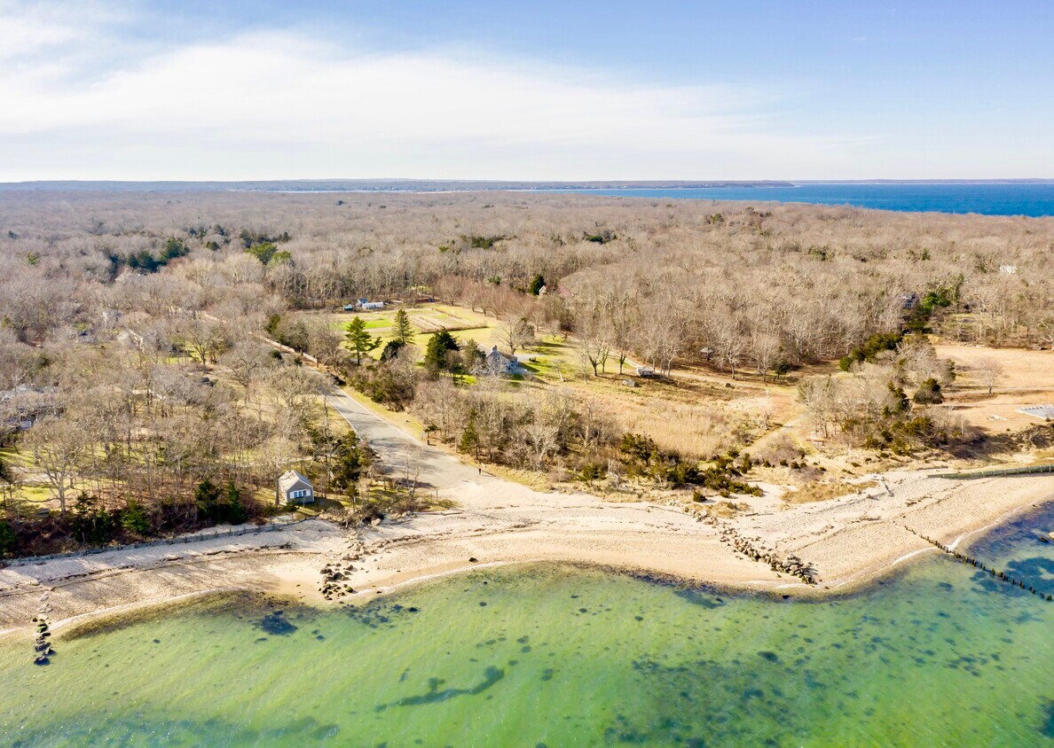 Foto principal - 1251 Springs Fireplace Rd