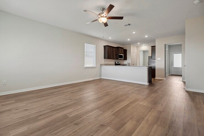 Foto del edificio - 400 Mystic Slopes Dr
