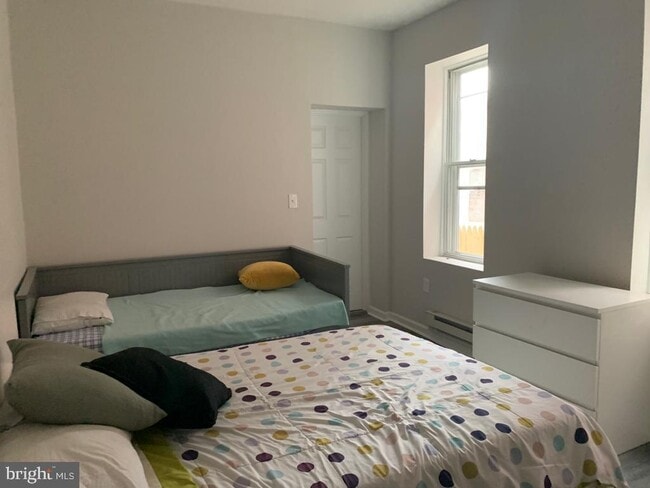 Building Photo - 4123 Orchard St