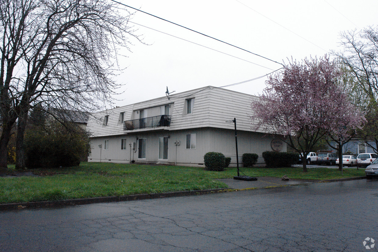 Foto del edificio - Princeton Court Apartments