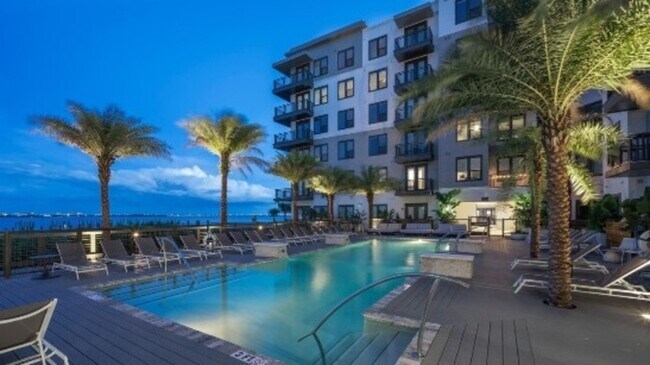 Foto del edificio - 7616 W Courtney Campbell Causeway