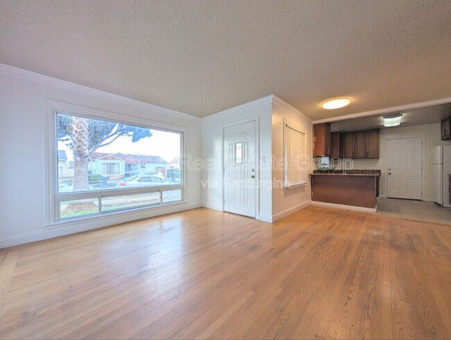 Foto del edificio - 500 Warden Ave