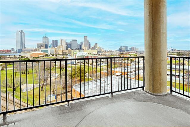 Foto del edificio - 1001 Belleview St