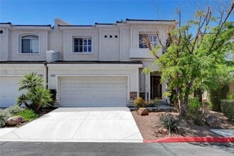 Building Photo - 2473 Devotion Ridge Dr