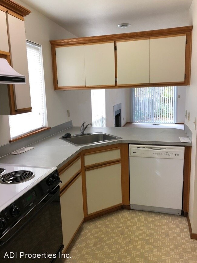 Foto del edificio - 2 br, 2 bath House - 10340 SW Riley Ct