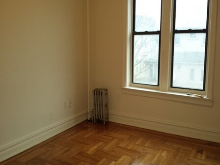 Primary Photo - 1364 E 3rd St