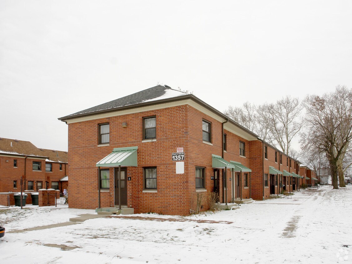 Primary Photo - 1357 Phale D. Hale Dr