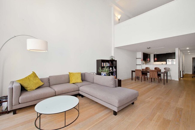 Building Photo - 181 O'Farrell St