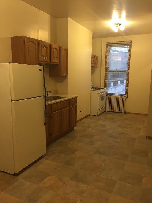 Primary Photo - 34 4th St