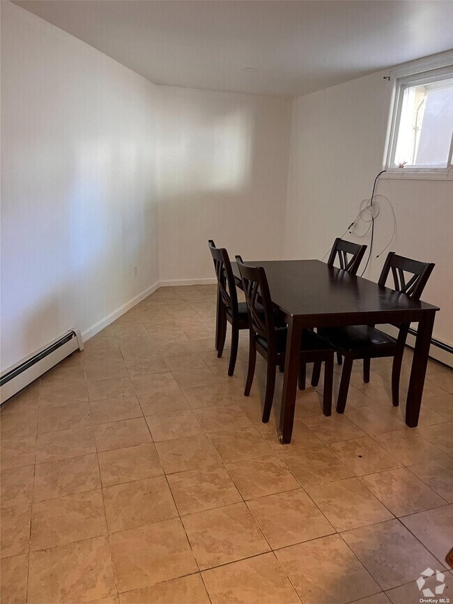 Apartments under 1,650 in Little Neck NY 1 Rentals