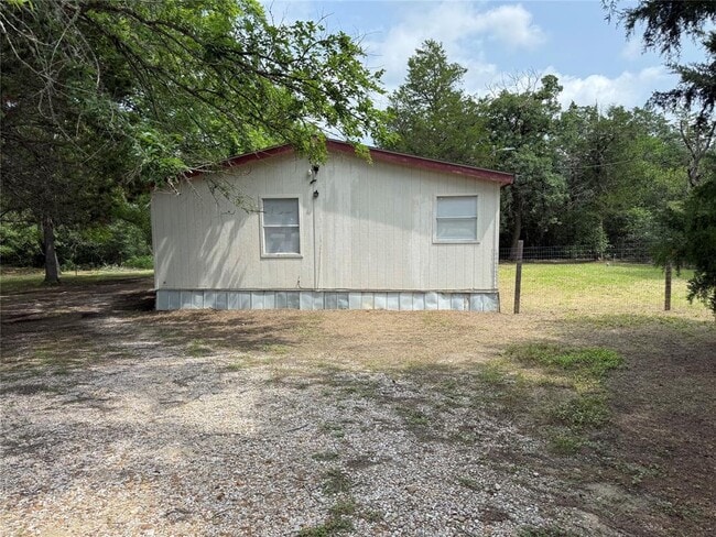 Building Photo - 192 Lba Dr
