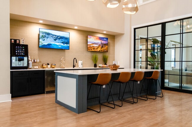 Building Photo - Arbors at Morehead City