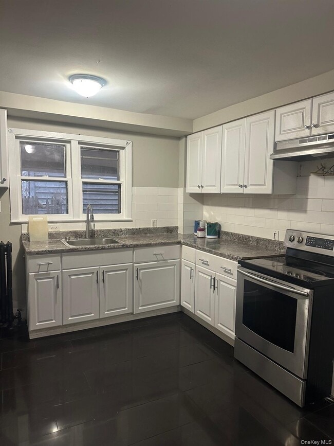 Building Photo - 25 Virginia Ave