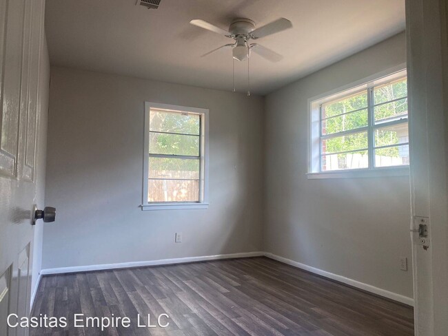 Building Photo - 2 br, 1 bath House - 3814 Cochran St.