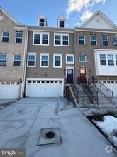 Building Photo - 229 Birdie Ct