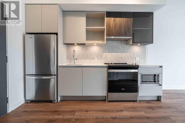 Photo du bâtiment - 395-P395 Dundas St W