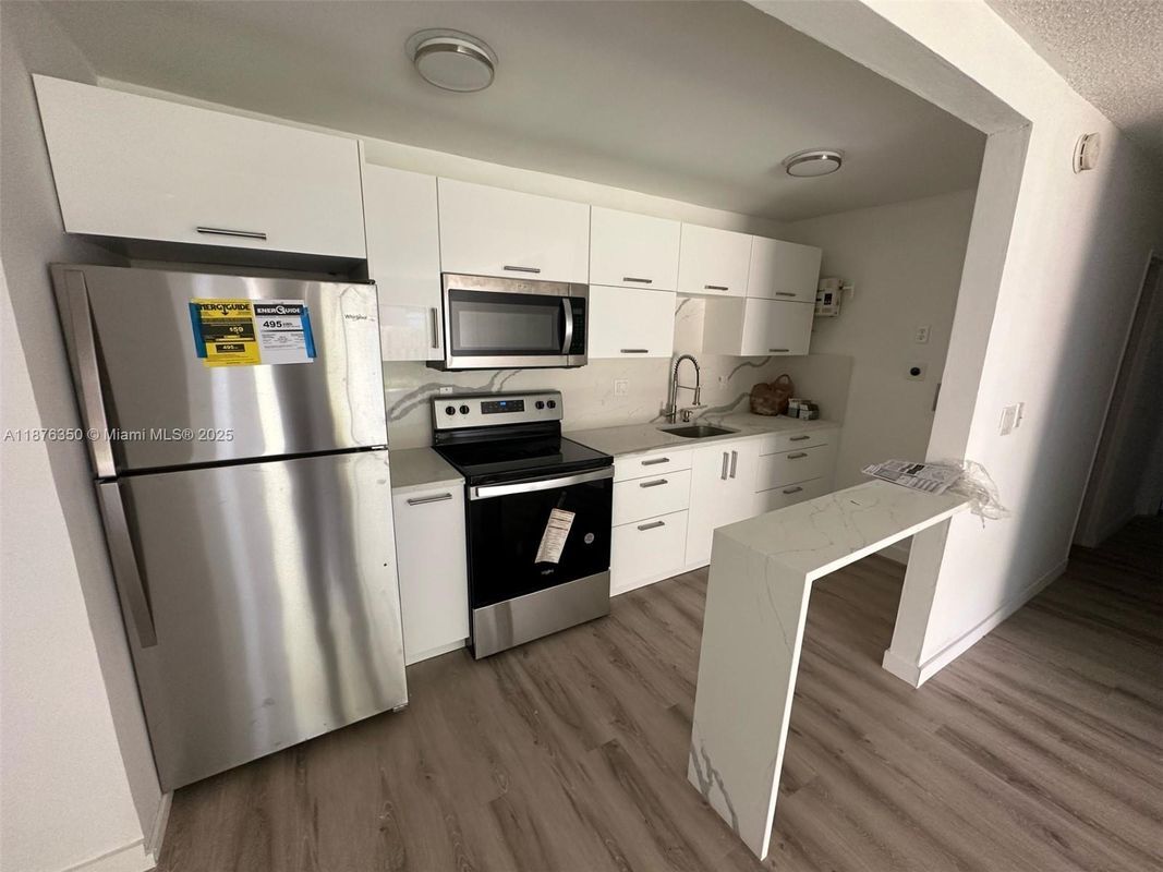 Foto del edificio - 4174 NW 79th Ave
