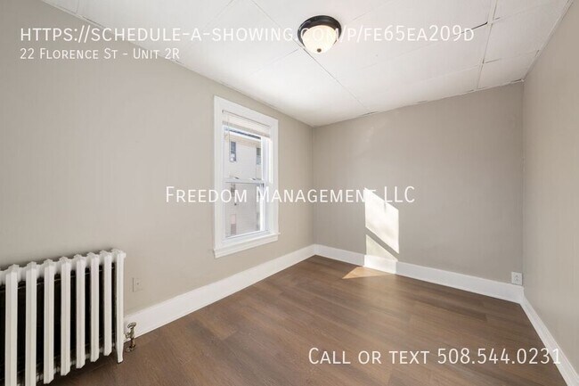 Building Photo - 22 Florence St