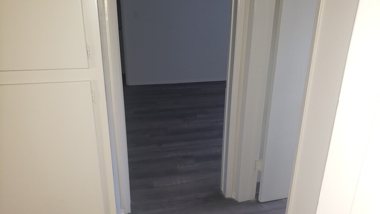 Foto principal - 5311 Corteen Pl