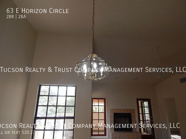 Foto del edificio - 63 E Horizon Cir