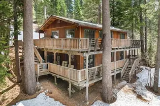 Building Photo - 1435 Thunderbird Dr