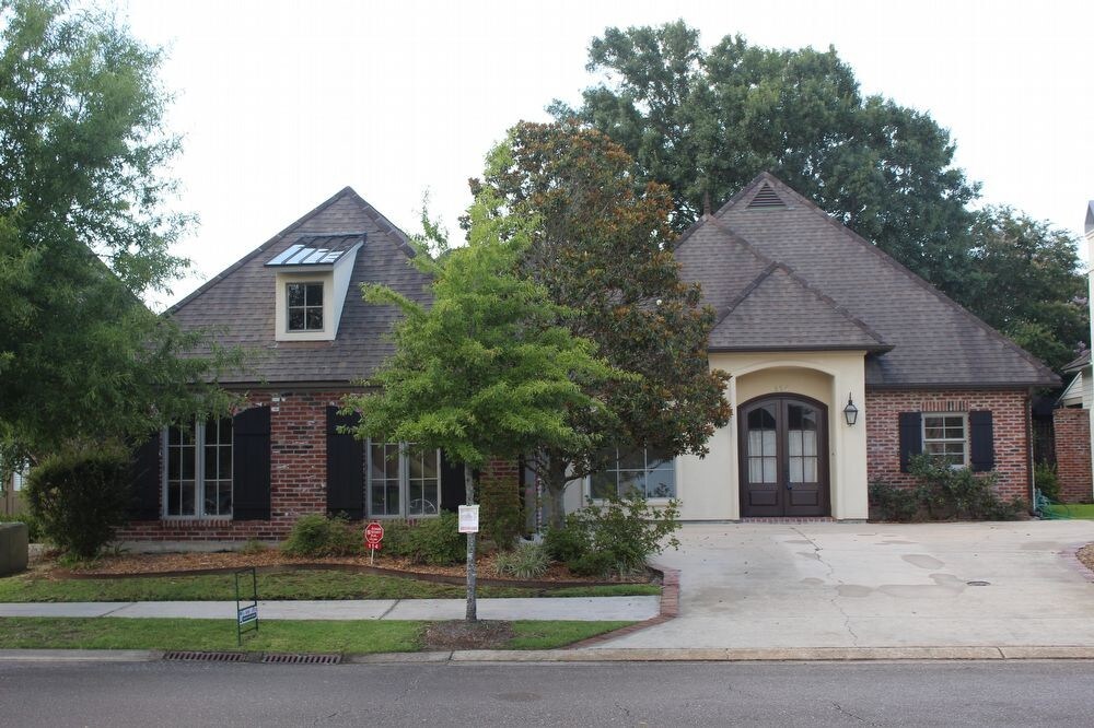Primary Photo - 114 Woodsboro Drive