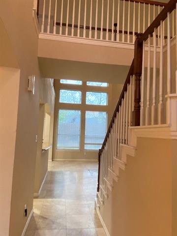Building Photo - 508 Briar Oaks Dr