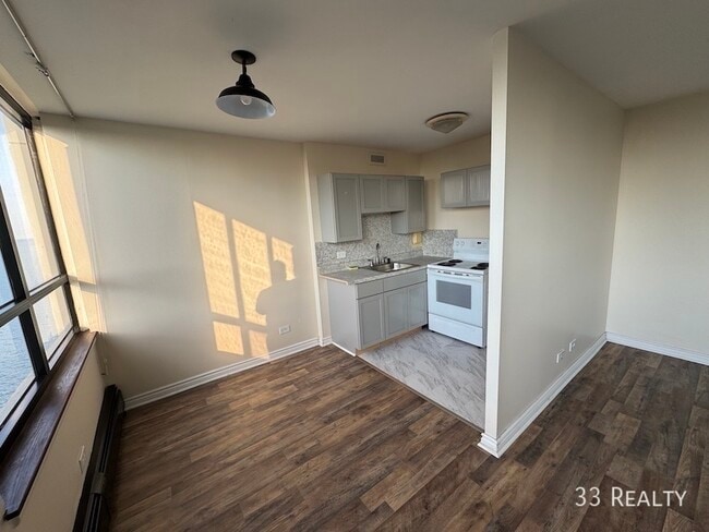 Foto del edificio - 6171 N Sheridan Rd