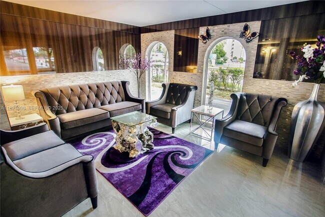 Foto del edificio - 4051 N Ocean Blvd