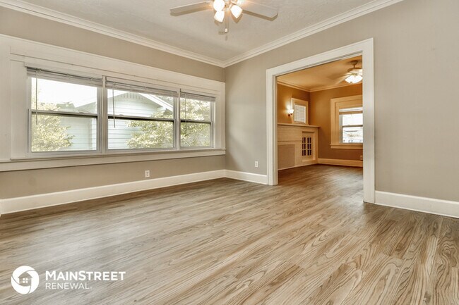 Building Photo - 1319 12th Ave S