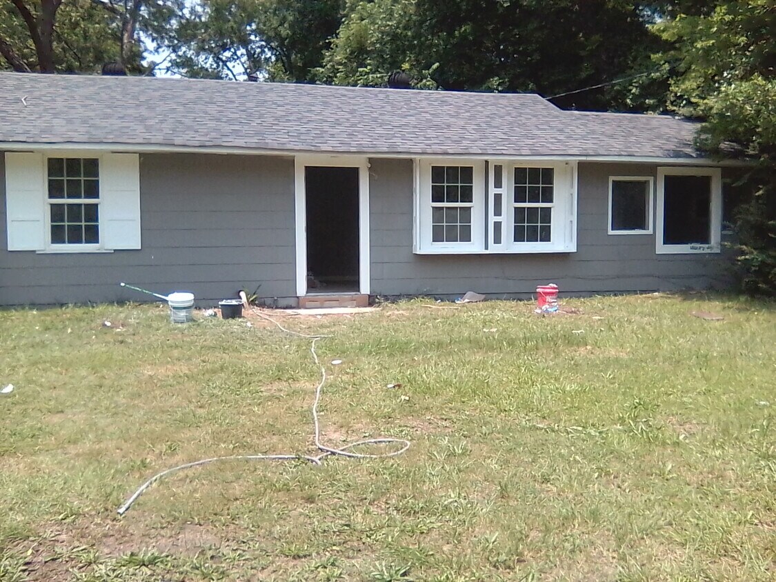 Foto principal - 3787 Spencer Cir