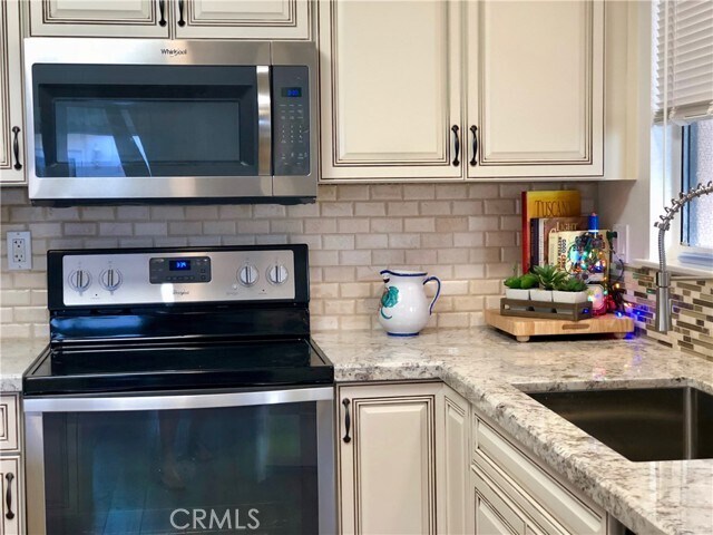 Building Photo - 2324 Via Puerta